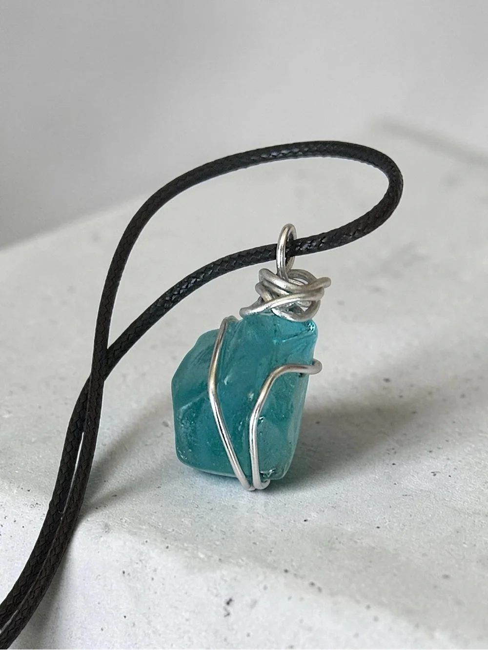 5 For $25💫Handmade Turquoise Blue Sea Glass Chunk Pendant Necklace